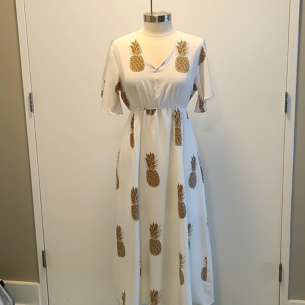 White Tan Pineapple  V-Neck Dress